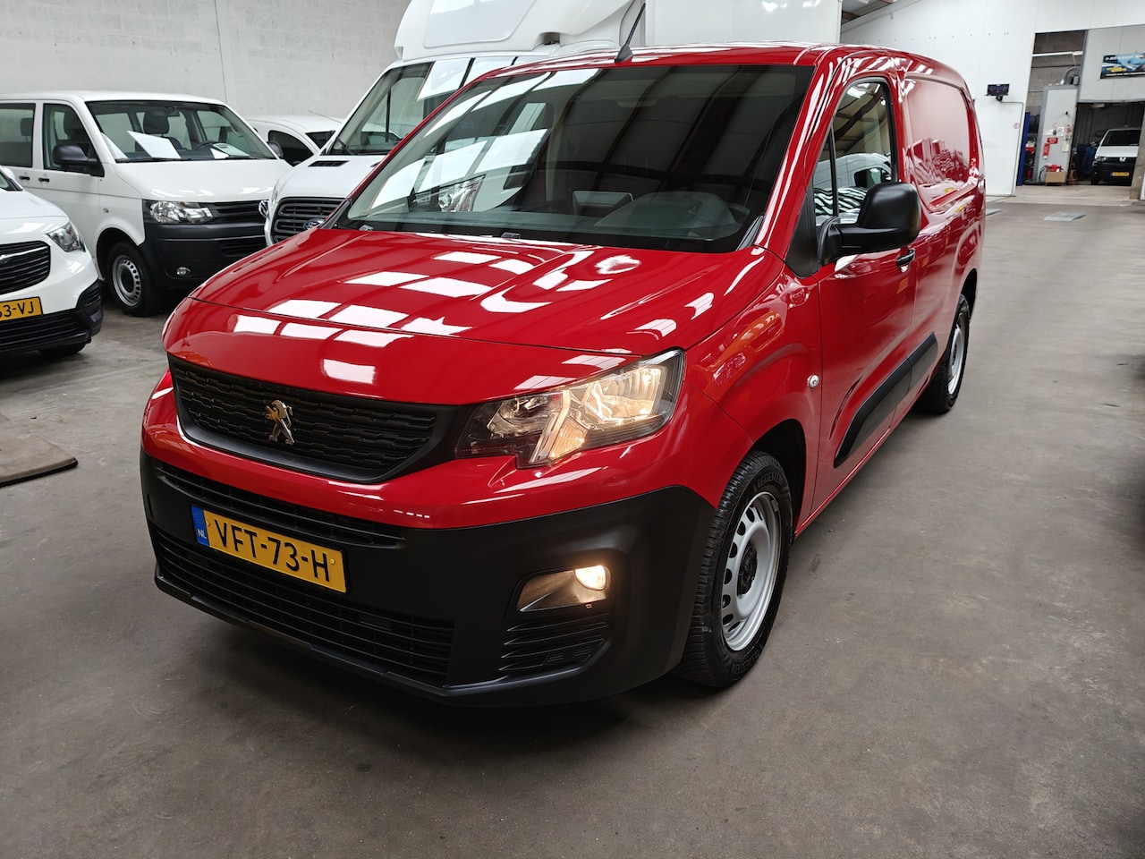 Peugeot Partner - 1.5 BlueHDI Premium Verlengd - AutoWereld.nl