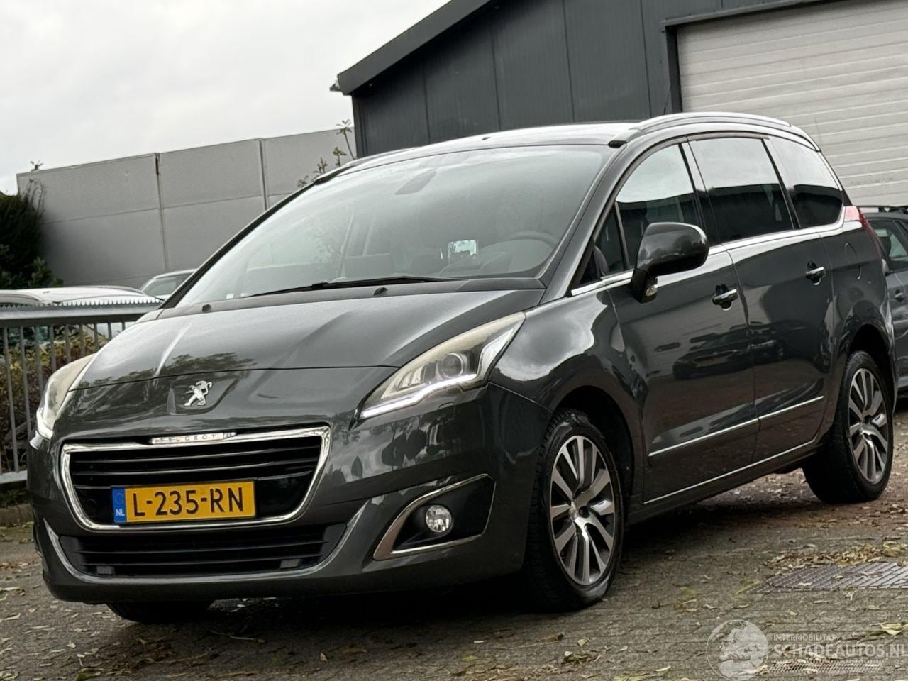 Peugeot 5008 - 1.6 THP Hade-Up Navi Clima - AutoWereld.nl