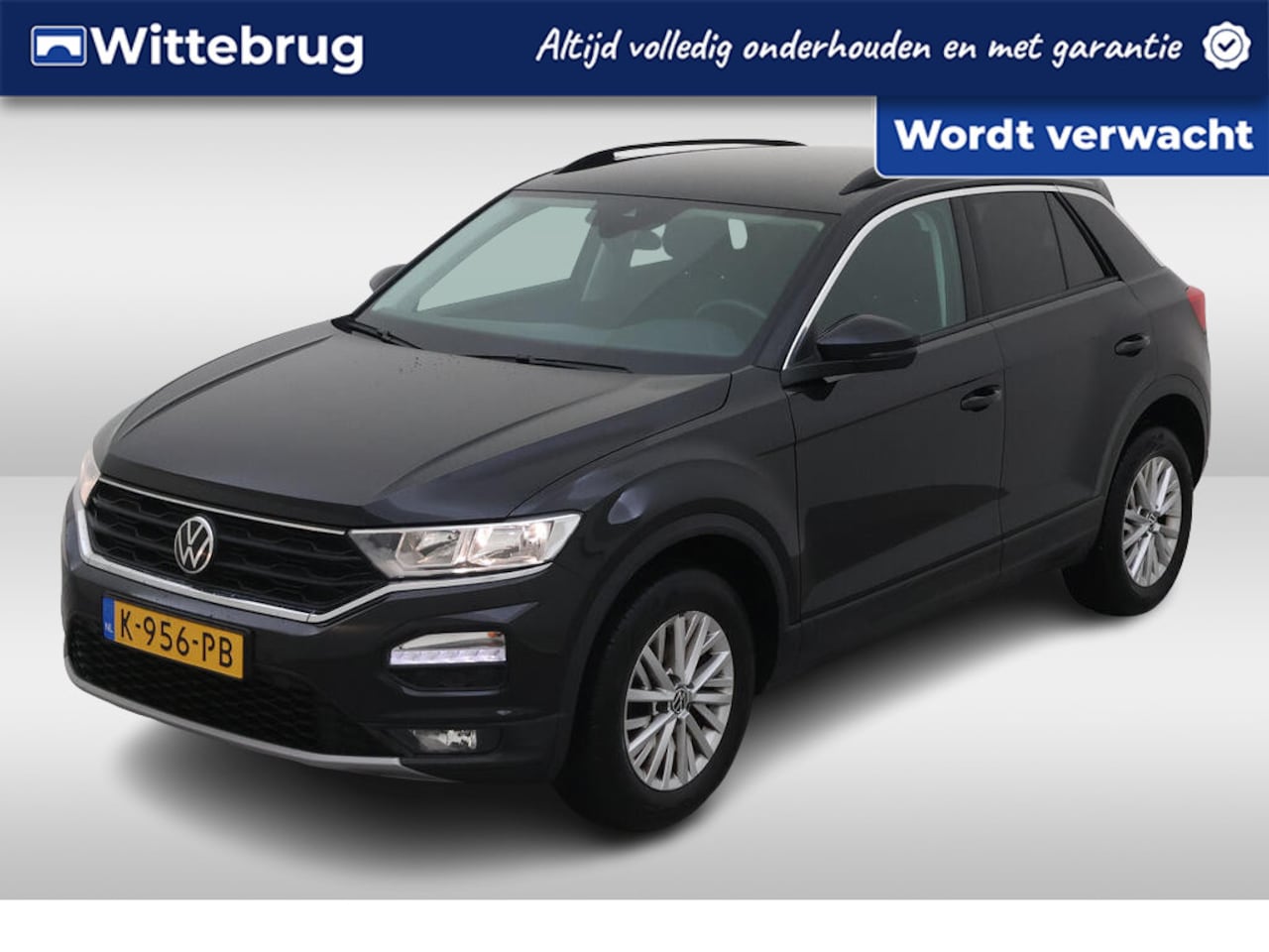 Volkswagen T-Roc - 1.0 TSI 110pk Style / App Connect / Clima / Donker glas / Parkeersensoren Achter / 16" LMV - AutoWereld.nl