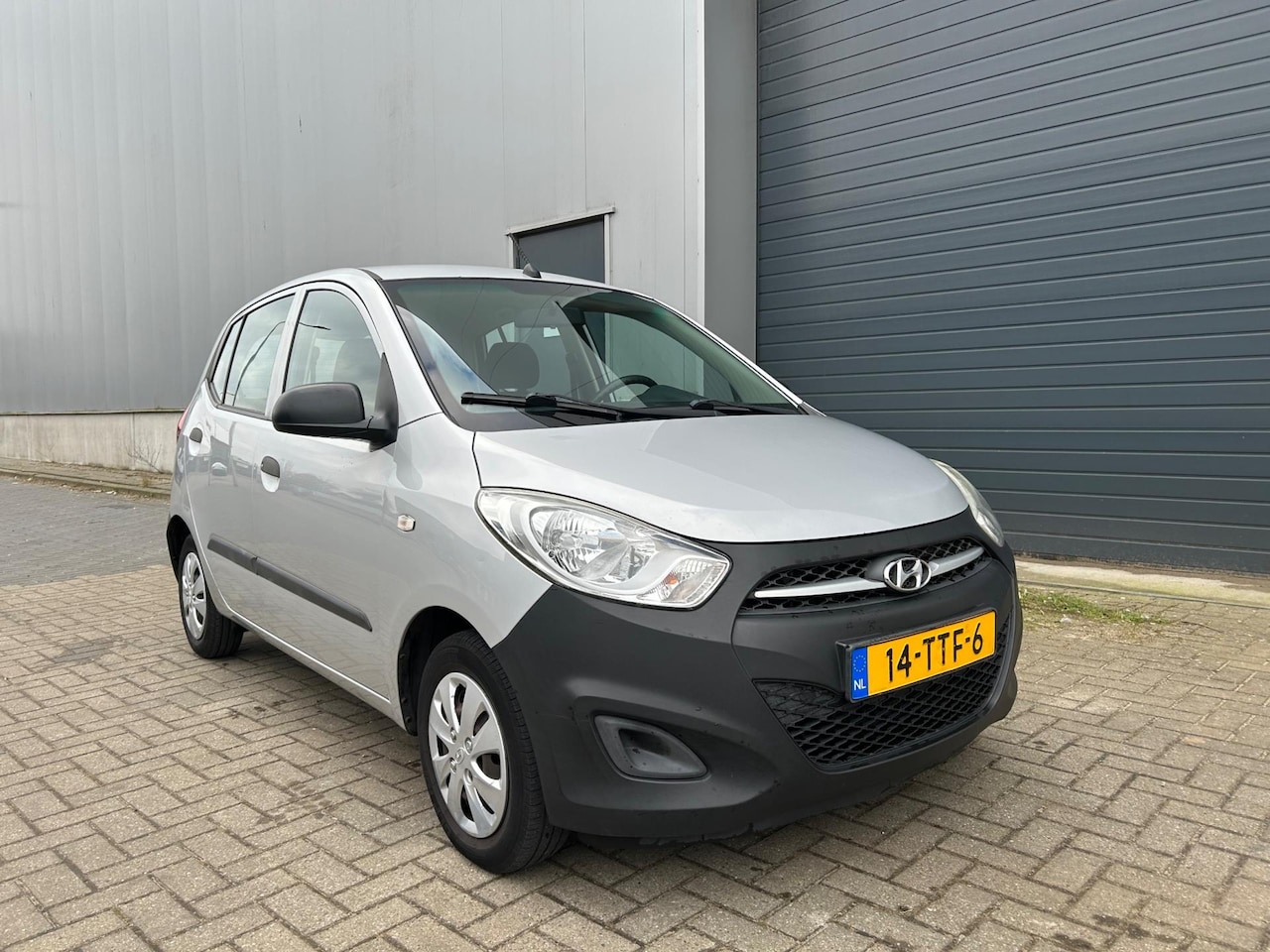 Hyundai i10 - 1.1i Pure STUURBEKR 5DRS NAP 2012 - AutoWereld.nl