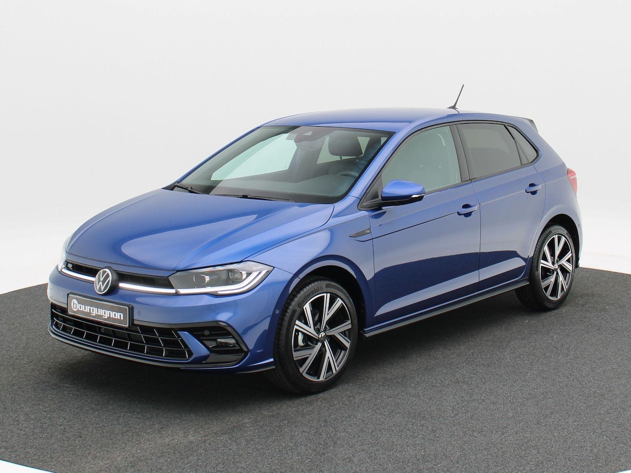 Volkswagen Polo - R-Line-Edition 1.0 70 kW / 95 pk TSI Hatchback 5 v | Stoelverwarming | 2-Zone Airco | App - AutoWereld.nl