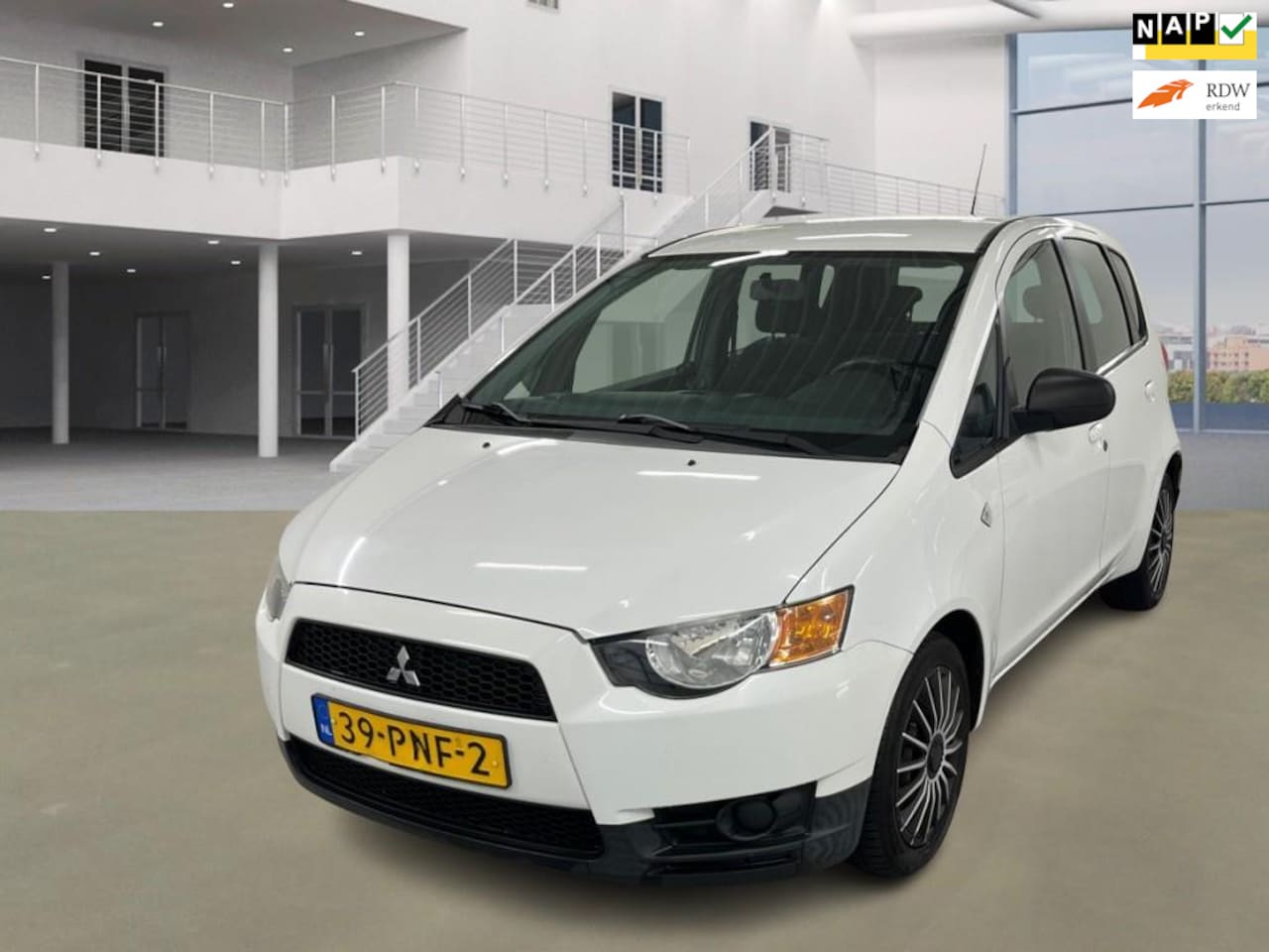 Mitsubishi Colt - 1.1 Edition One 1.1 Edition One - AutoWereld.nl