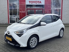 Toyota Aygo X - X-PLAY AUTOMAAT CABRIO APPLE/ANDROID AIRCO BLUETOOTH CAMERA EL-RAMEN/SPIEGELS NL-AUTO