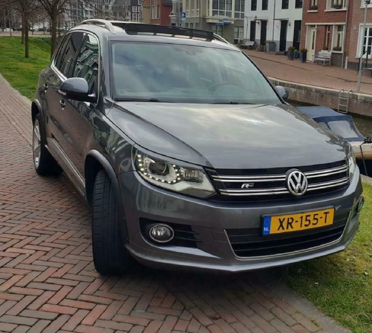 Volkswagen Tiguan - 1.4 TSI R-Line Edition Volkswagen Tiguan 1.4 TSI R-Line Edition PanoXeno - AutoWereld.nl