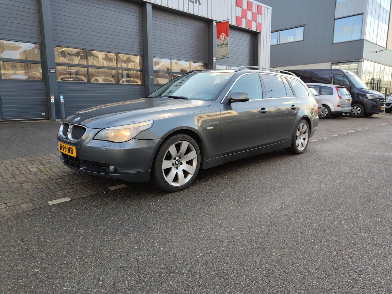 BMW 5-serie Touring - 530d Executive 530d Executive - AutoWereld.nl