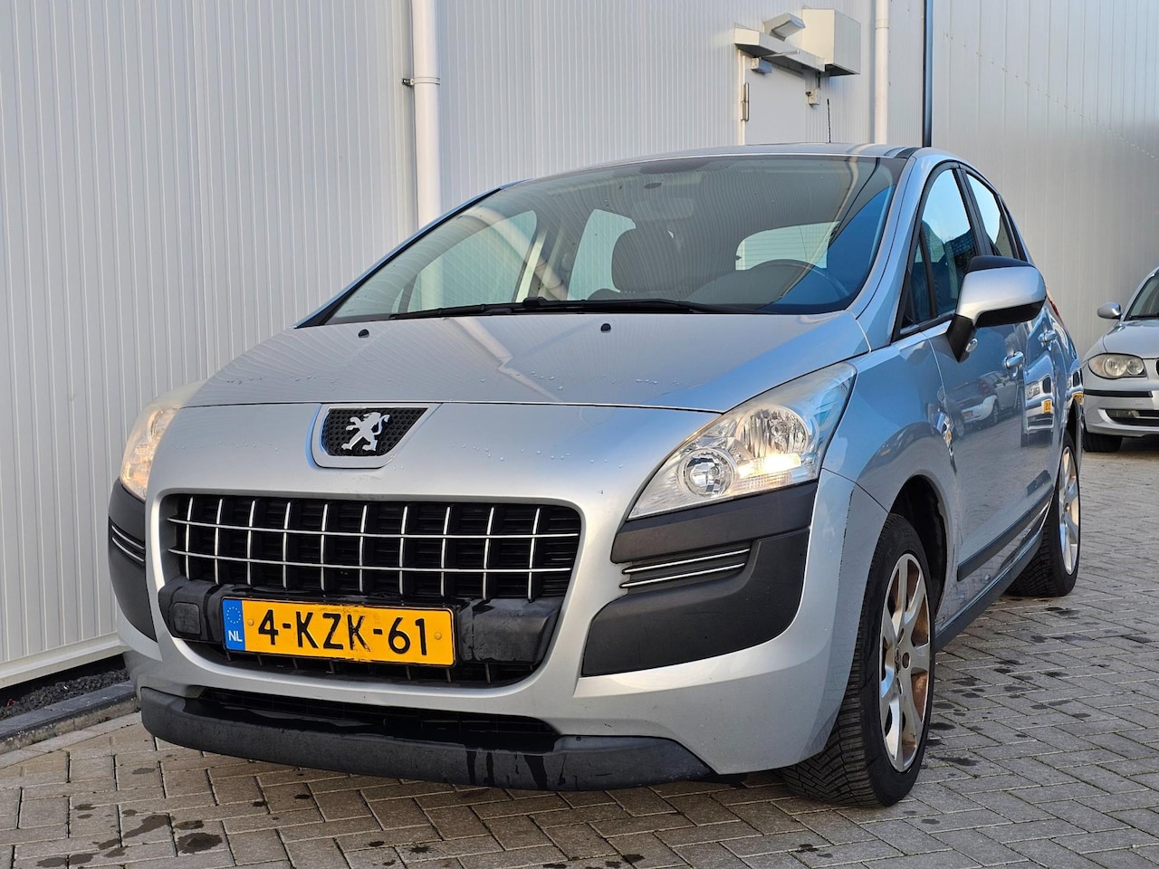 Peugeot 3008 - 1.6 VTi Access Airco Navi Nette Auto! - AutoWereld.nl