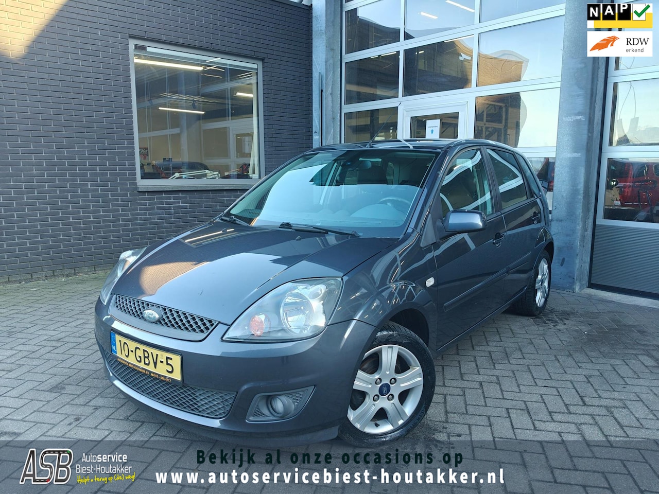 Ford Fiesta - 1.4-16V Futura XL | Airco | Sensoren Achter | Elektrische ramen voor - AutoWereld.nl