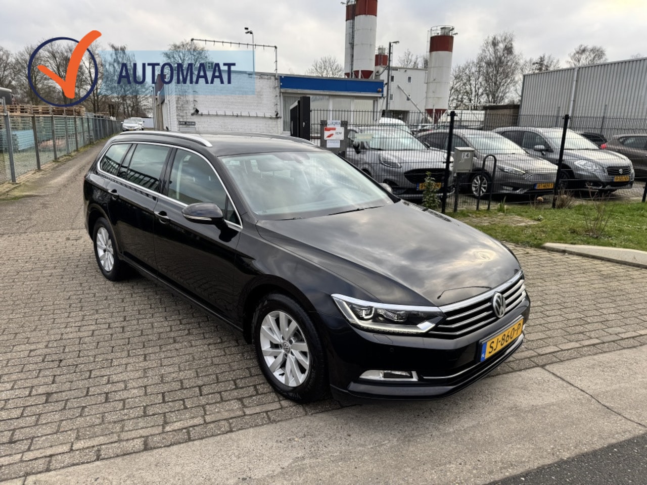 Volkswagen Passat Variant - 1.6 TDI CL Bns - AutoWereld.nl