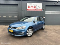 Volkswagen Golf - 1.6 TDI Highline Airco / DSG / Navi