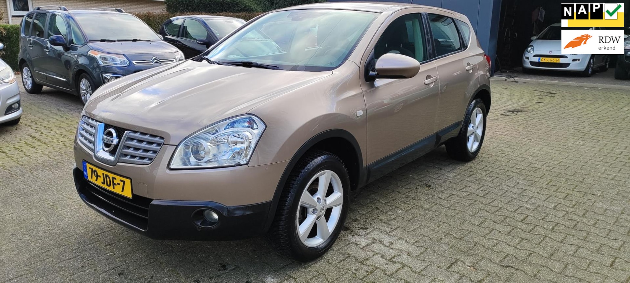 Nissan Qashqai - 1.6 Acenta bj 2009 airco/navi - AutoWereld.nl