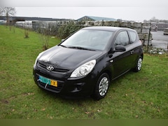 Hyundai i20 - 1.2i Business Edition FIFA WM