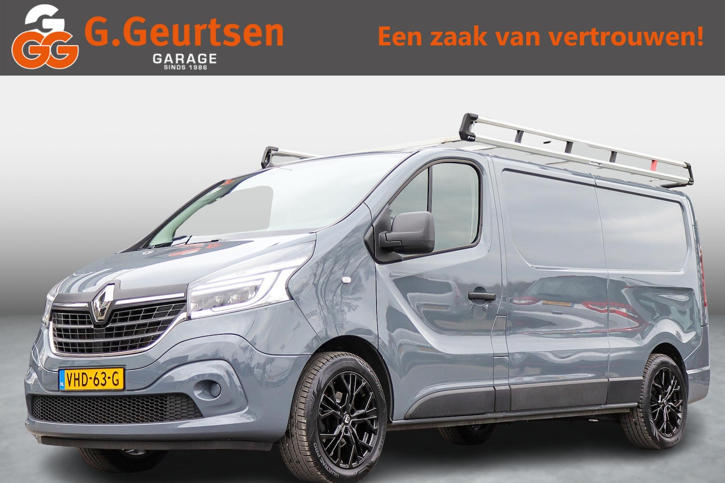 Renault Trafic - 2.0 dCi 120 T29 L2H1 Comfort Bluetooth, Cruise Control, trekhaak - AutoWereld.nl