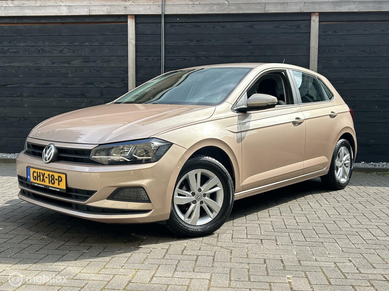 Volkswagen Polo - 1.0 MPI Comfortline Airco / BT + muziek streamen - AutoWereld.nl