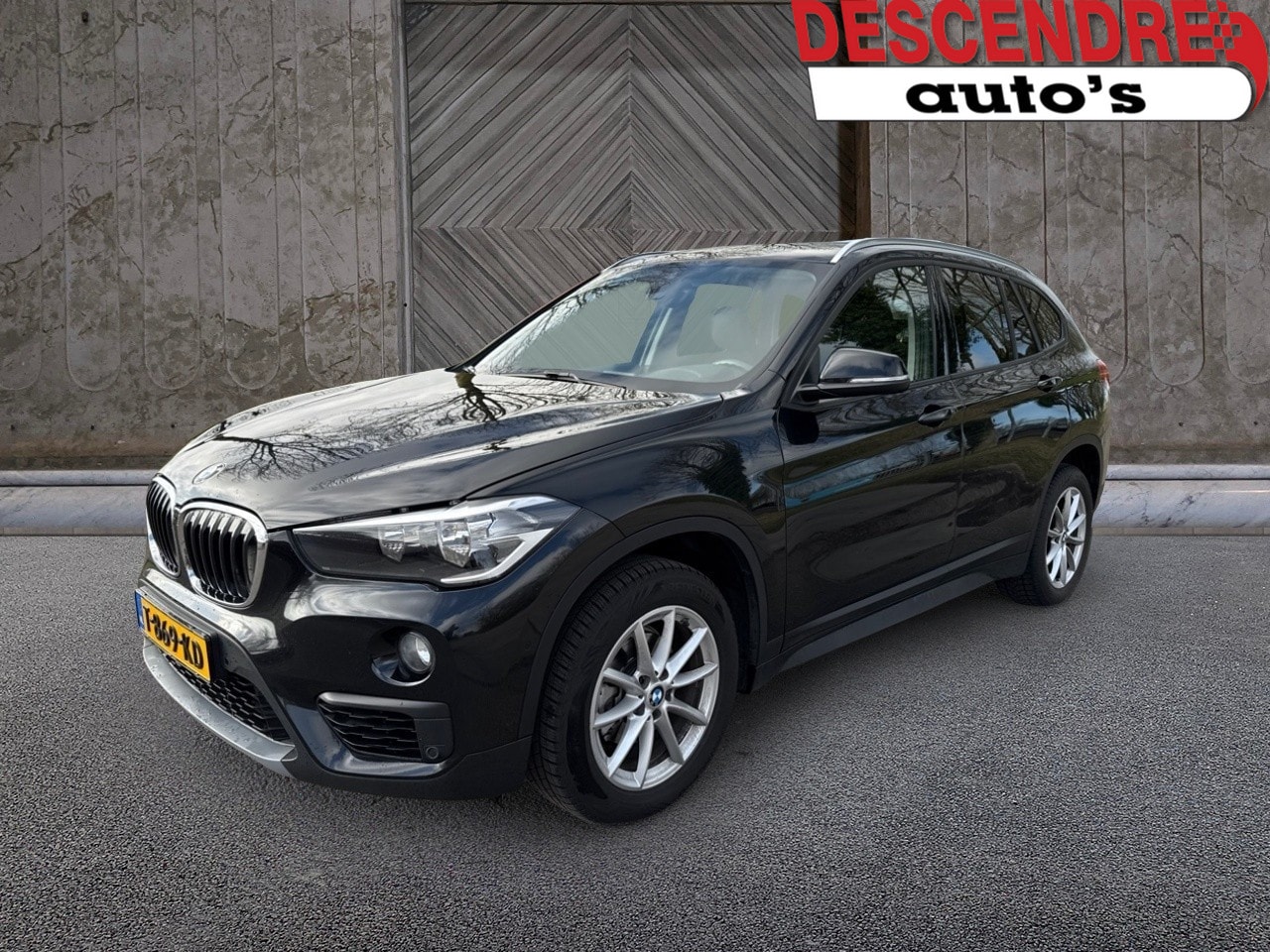 BMW X1 - sDrive16d Executive - AutoWereld.nl