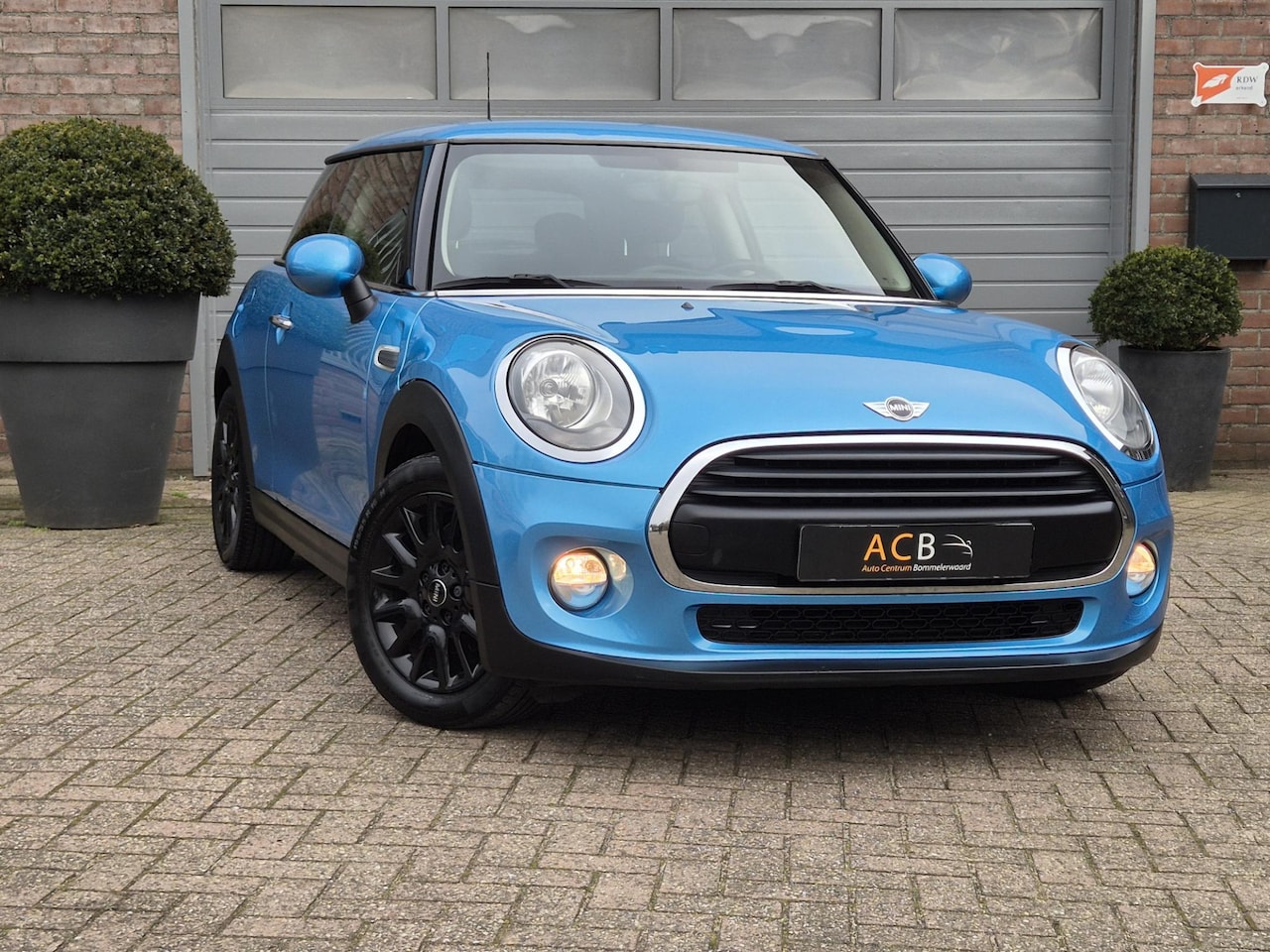 MINI One - Mini 1.2 Salt Business L.m. Velgen/Cruise ctr/Navigatie. - AutoWereld.nl