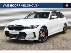 BMW 3-serie Touring - 330e High Executive M Sport Automaat / Panoramadak / Trekhaak / Sportstoelen / Adaptief M