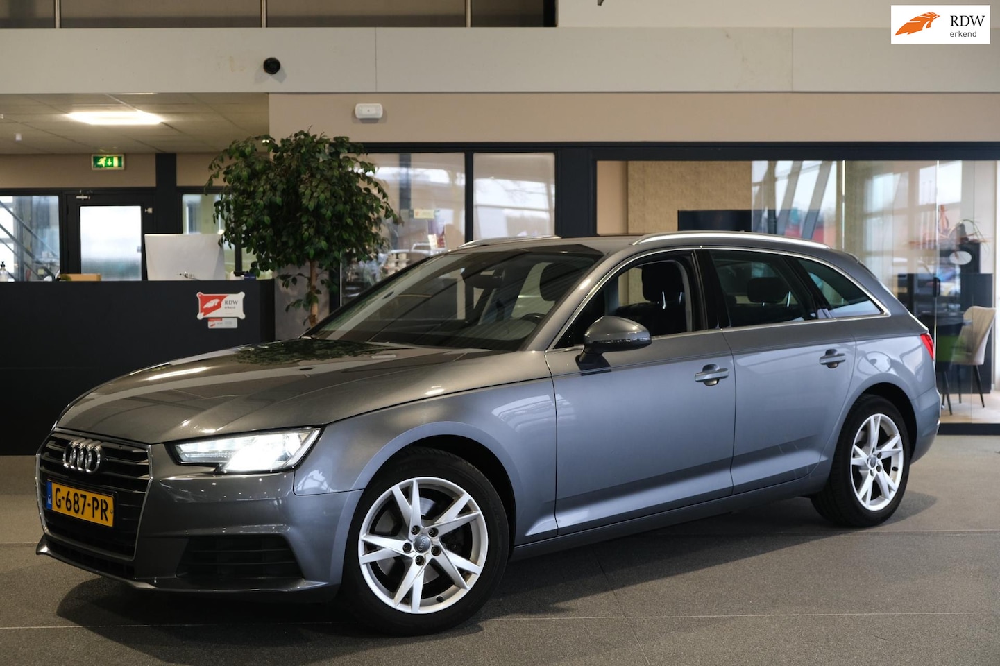 Audi A4 Avant - 2.0 TDI Navi Leder Cruise PDC 17''LM - AutoWereld.nl