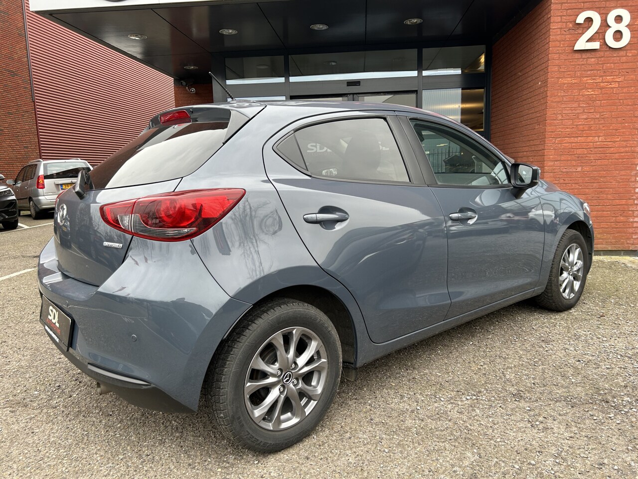 Mazda 2 - 1.5 Skyactiv-G Comfort // FULL LED // NAVI+CARPLAY // PDC // AIRCO - AutoWereld.nl