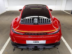 Porsche 911 - Carrera 4 GTS