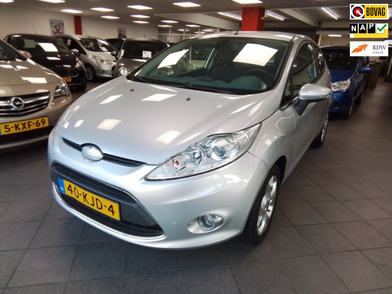 Ford Fiesta - 1.25 Ghia 1.25 Ghia - AutoWereld.nl