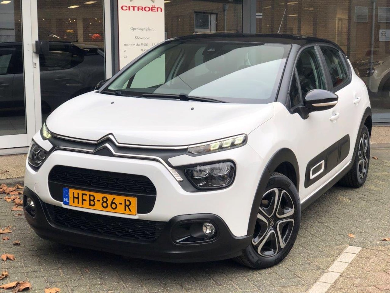 Citroën C3 - SHINE AUTOMAAT NAVIGATIE - AutoWereld.nl