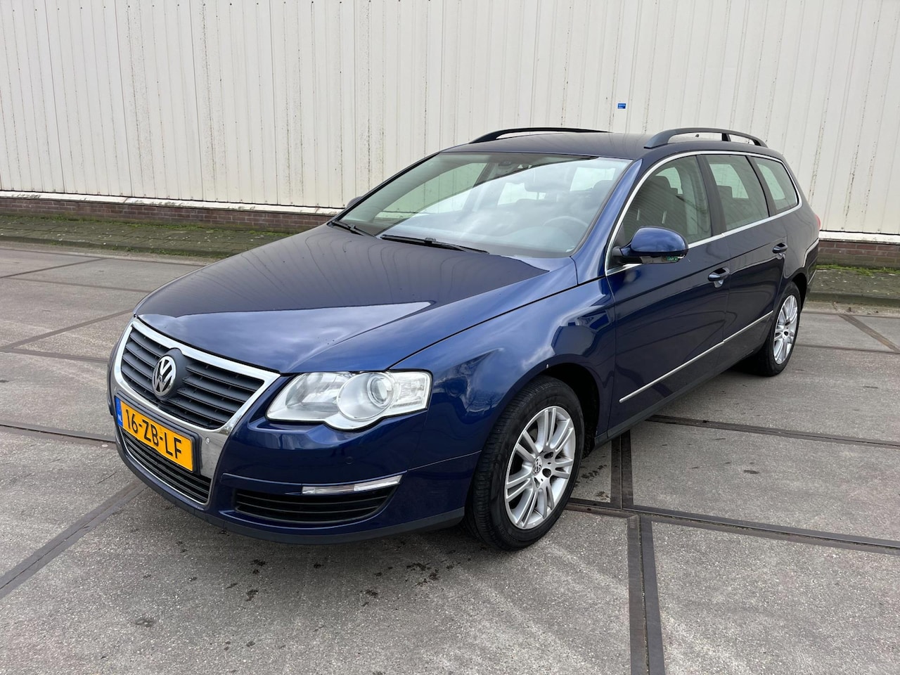 Volkswagen Passat Variant - 2.0 FSI Comfortline Business 2.0 FSI Comfortline Business - AutoWereld.nl