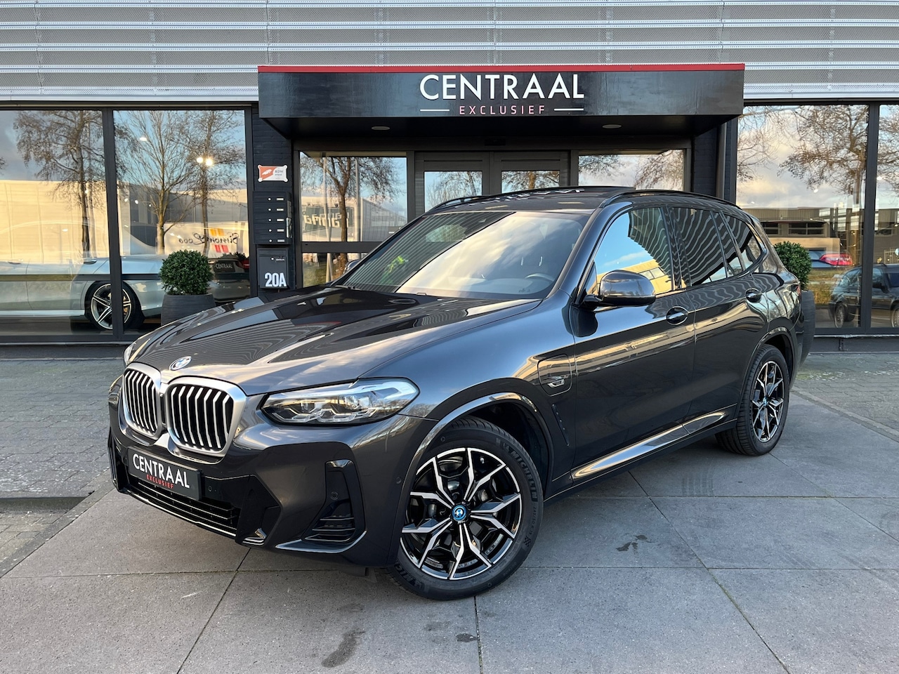 BMW X3 - XDrive30e High Exe M-Sport LCI 292PK|Pano|Memory|Camera|Leder|Carplay|Keyless|Navi - AutoWereld.nl