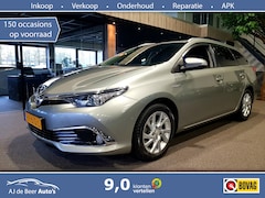 Toyota Auris Touring Sports - 1.8 Hybrid Executive Navi | Cruise | Verw. stoelen | Camera | etc