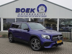 Mercedes-Benz GLB - 200 Bus. Sol. 165PK AMG PANO | LED MATRIX | LEER | NAVI | DODE HOEK