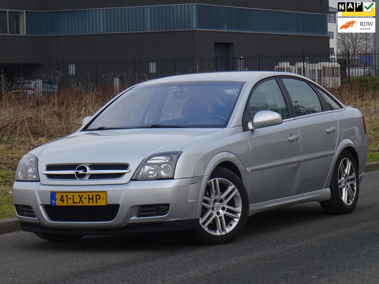 Opel Vectra GTS - 1.8-16V NAP/AIRCO/CRUISE/APK 02-2026 - AutoWereld.nl