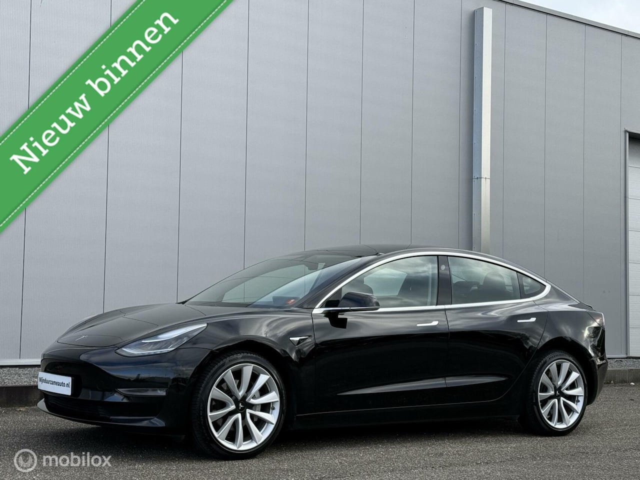 Tesla Model 3 - Long Range RWD Long Range AWD 75 kWh - incl. BTW - 19 inch - AutoWereld.nl