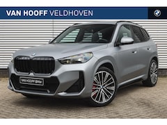 BMW X1 - sDrive20i M Sport Automaat / Panoramadak / Trekhaak / Adaptieve LED / M Adaptief onderstel