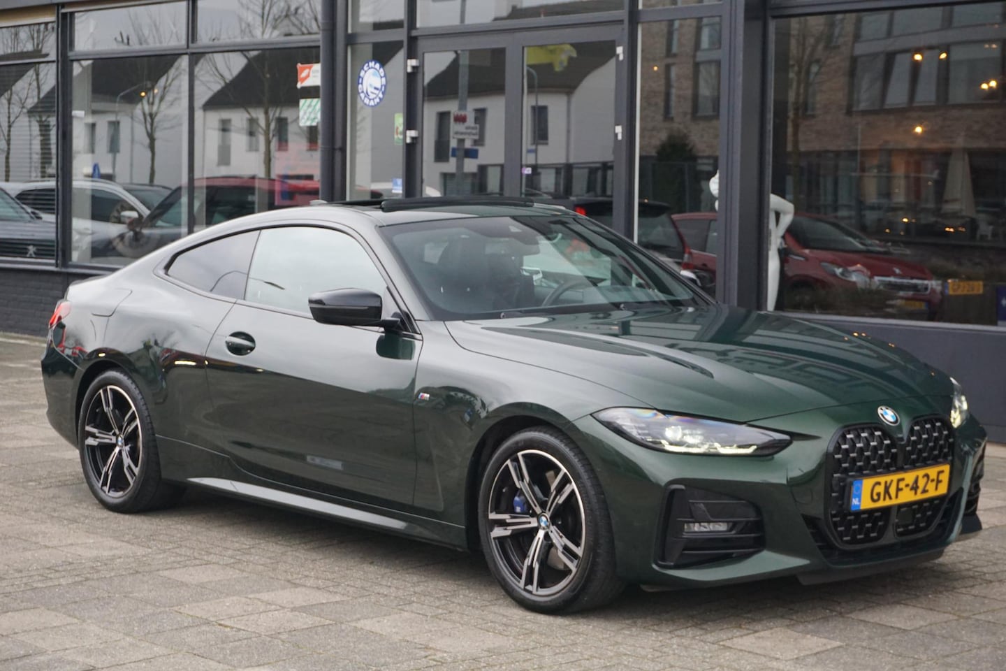 BMW 4-serie Coupé - 430i High Executive | M Pakket | ACC | Open dak - AutoWereld.nl