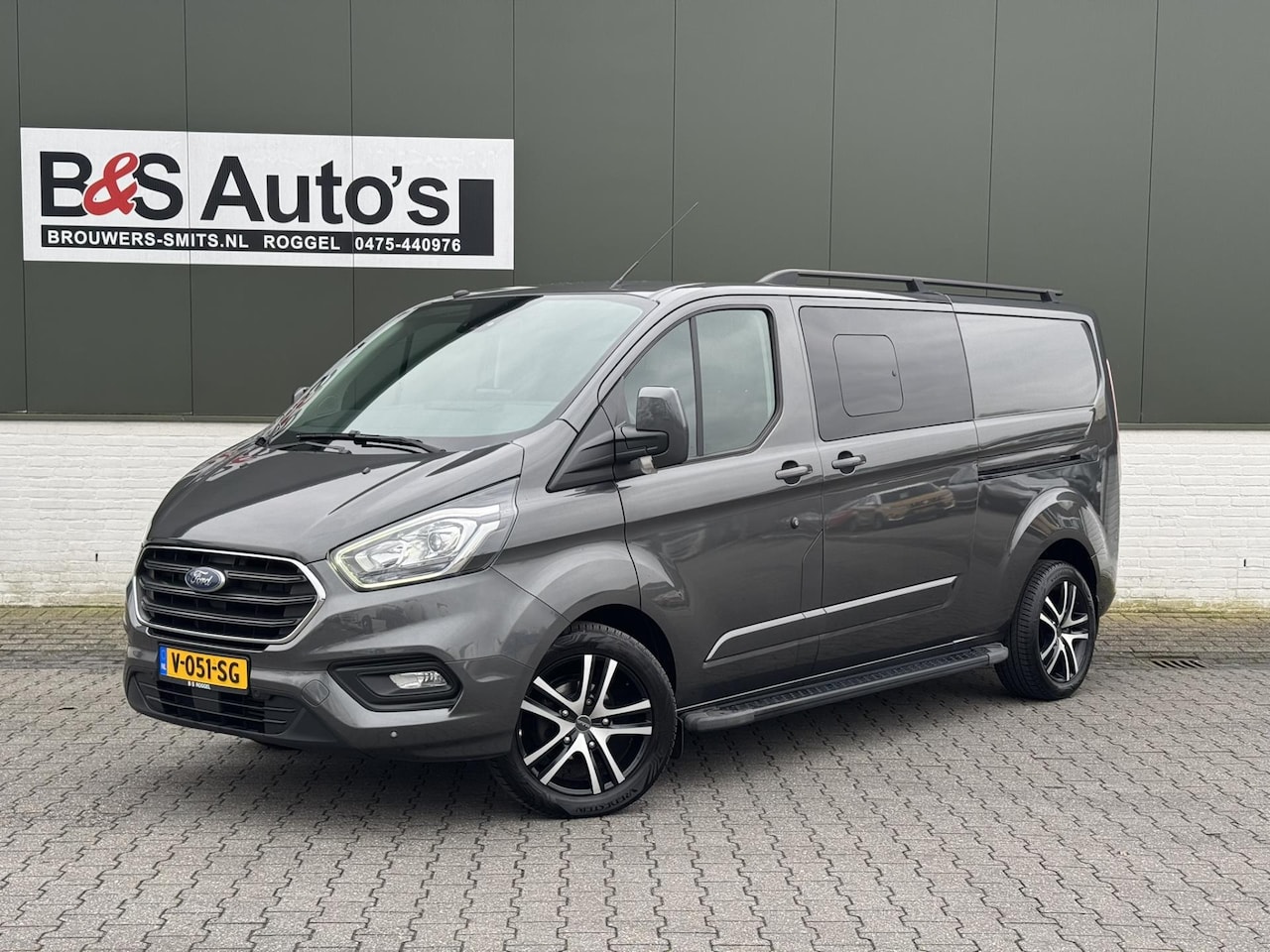 Ford Transit Custom - 300 2.0 TDCI L2H1 Limited DC Automaat 2x schuifdeur Camera Stoelverwarming verwarmde voorr - AutoWereld.nl