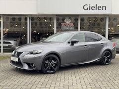 Lexus IS - 300h Sport Edition | Navigatie, Stoelverwarming, Parkeersensoren, ASC, Camera, 18 inch, Cr