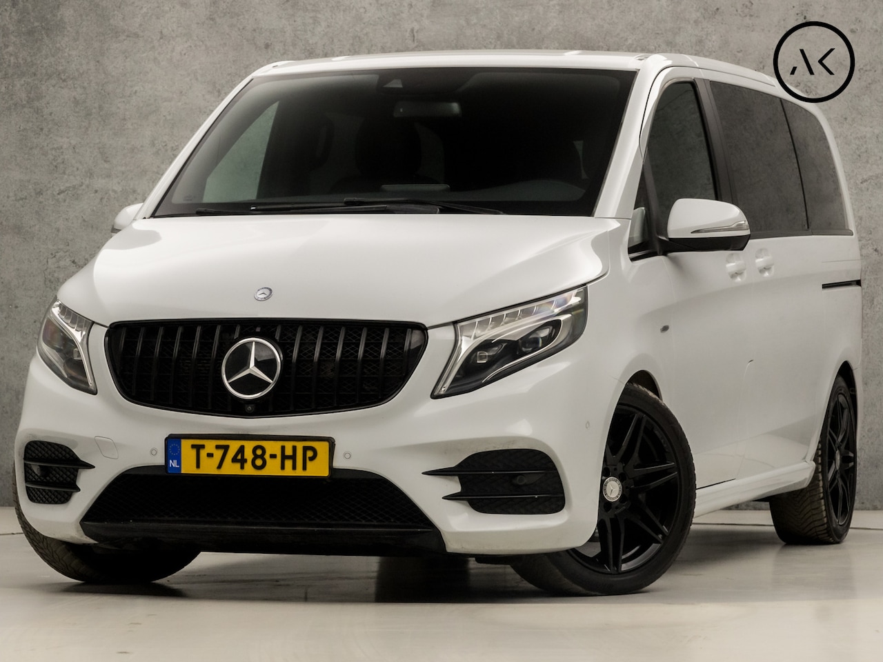 Mercedes-Benz V-klasse - 250d AMG Sport 191Pk Automaat (6 PERSOONS, APPLE CARPLAY, GROOT NAVI, MEMORY SEATS, STOELK - AutoWereld.nl