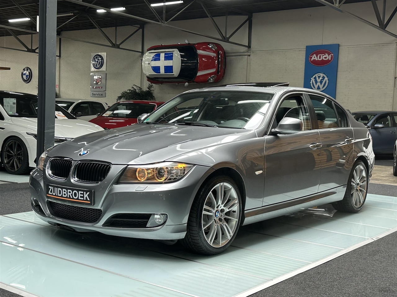 BMW 3-serie - 320i LCI AUT. | LEER | Xenon | Opendak | YOUNGTIMER | - AutoWereld.nl