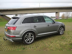 Audi Q7 - 3.0 TDI quattro Pro Line + 7p