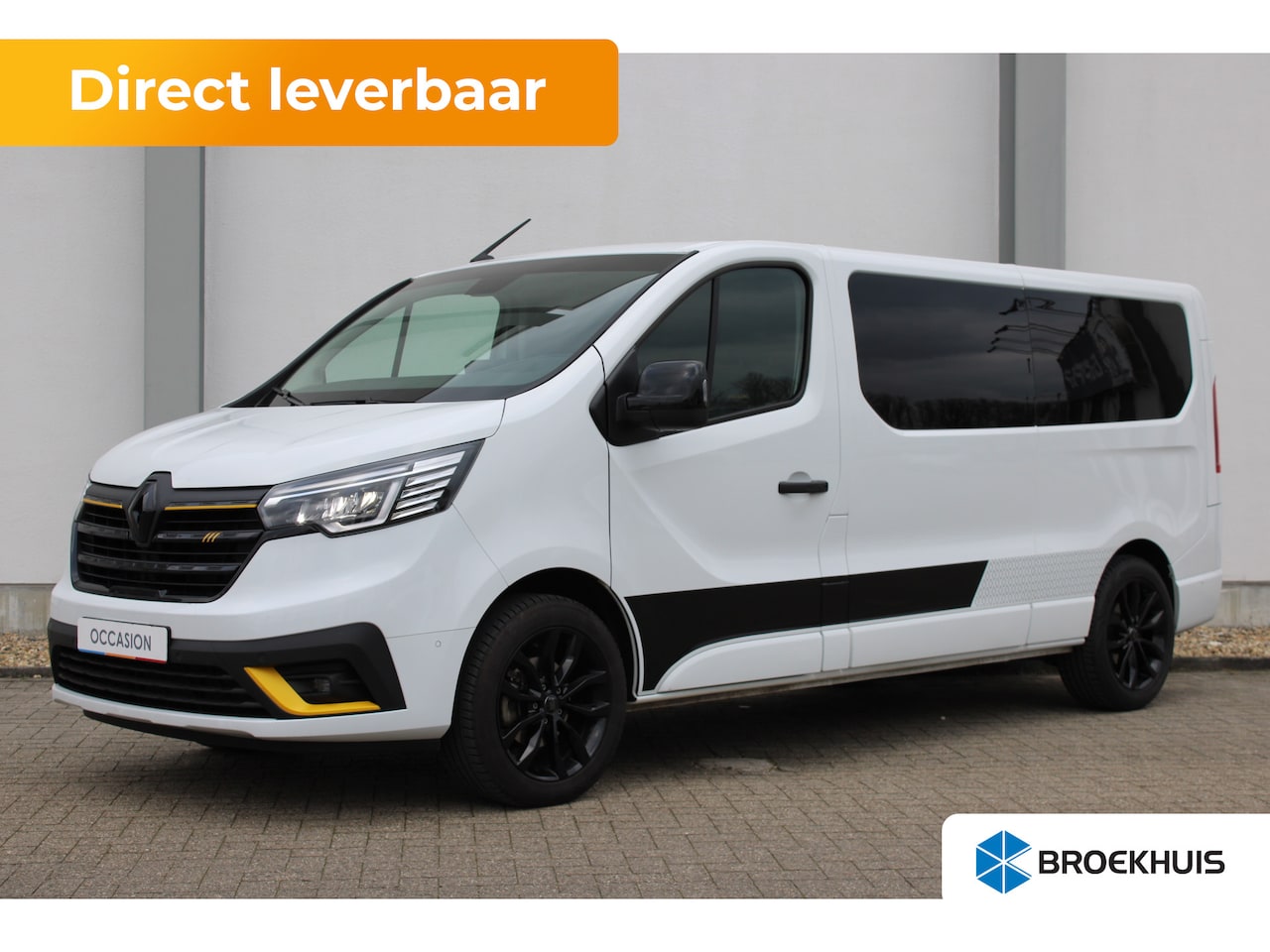 Renault Trafic - 2.0 Blue dCi 130 T30 L2H1 Start | achteruitrijcamera | navigatiesysteem | trekhaak - AutoWereld.nl