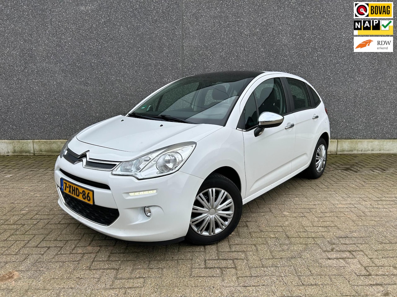 Citroën C3 - 1.2 VTi Collection | PANORAMA | AUX | CRUISE CONTROL | ISOFIX | APK T/M 6-2-2026 | COMPLEE - AutoWereld.nl