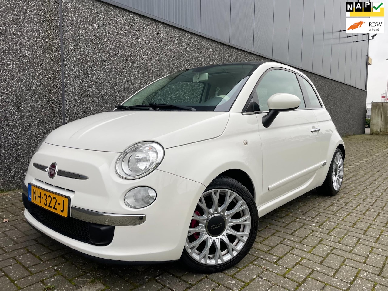 Fiat 500 - 1.2 Lounge/PANO/CARPLAY/Nieuwe APK en beurt! - AutoWereld.nl