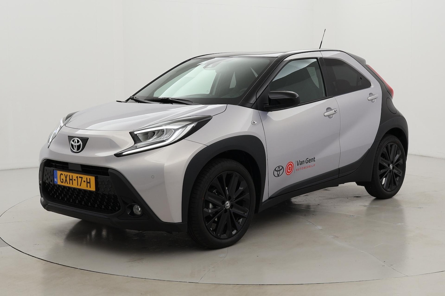 Toyota Aygo X - 1.0 VVT-i S-CVT JBL 1.0 VVT-i S-CVT JBL - AutoWereld.nl