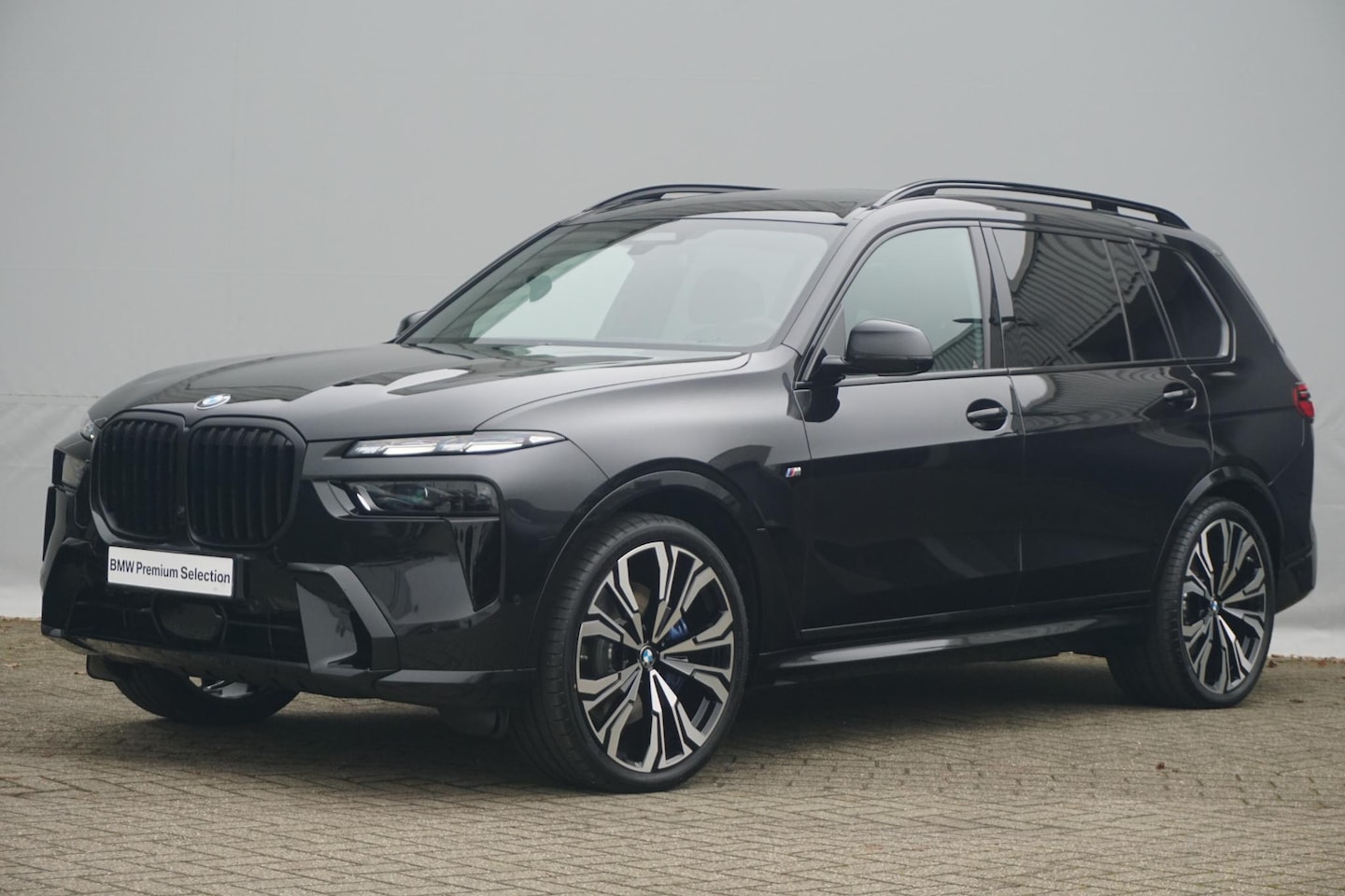 BMW X7 - xDrive40i M Sport Pro / Comfort Stoelen / Trekhaak / Massage Stoelen / Sky Lounge / Drivin - AutoWereld.nl