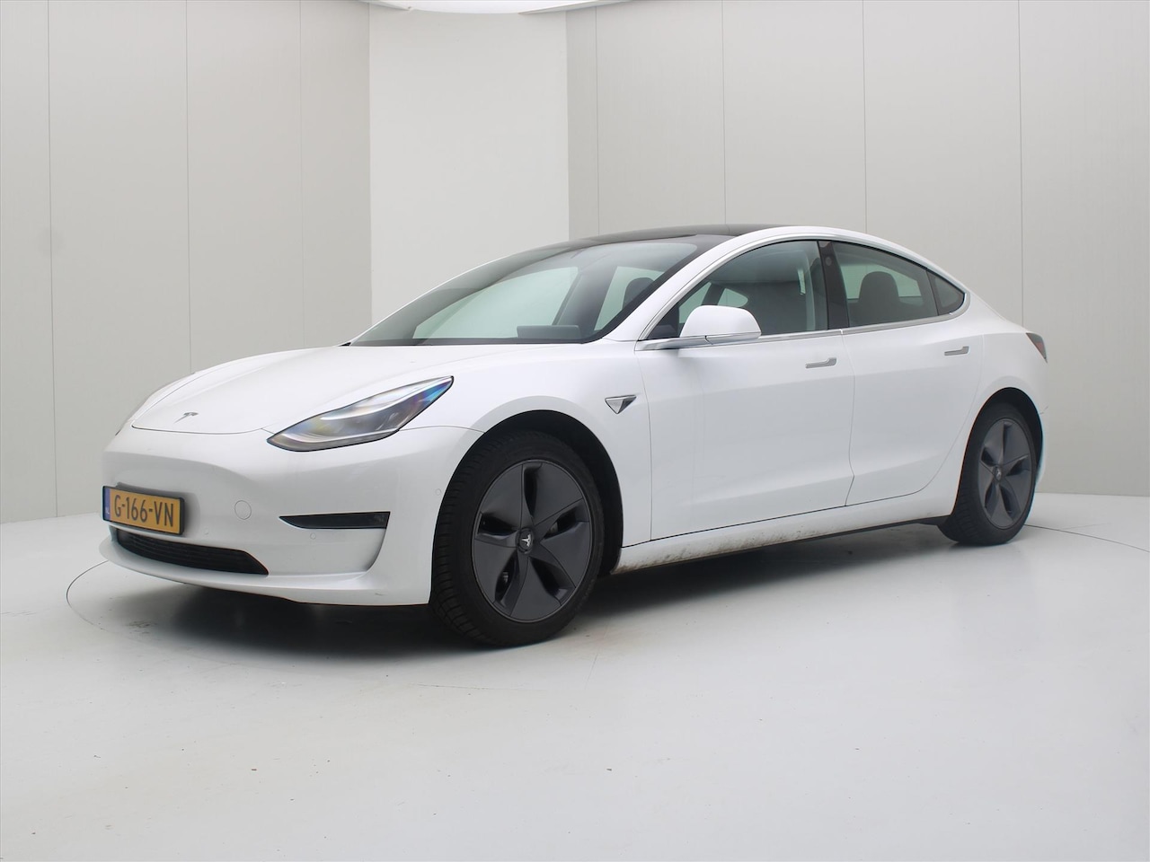 Tesla Model 3 - Long-Range AWD 351pk 75 kWh [ TREKHAAK+AUTOPILOT+620KM WLTP+PREMIUM AUDIO ] - AutoWereld.nl