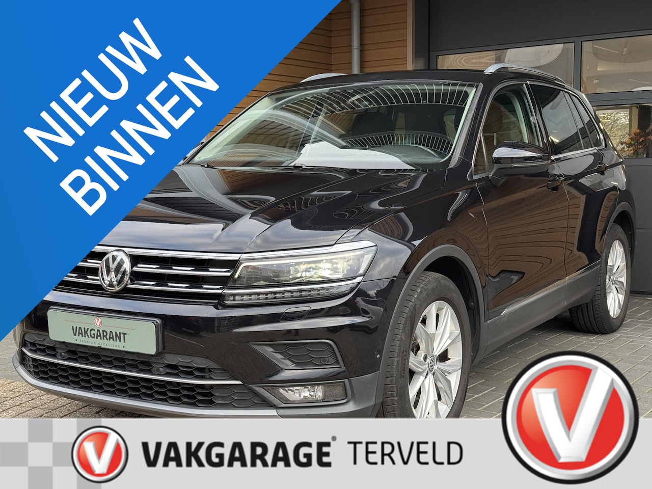 Volkswagen Tiguan - 1.5 TSI ACT Highline 1.5 TSI ACT Highline,Navi,Trekh,Camera,App - AutoWereld.nl