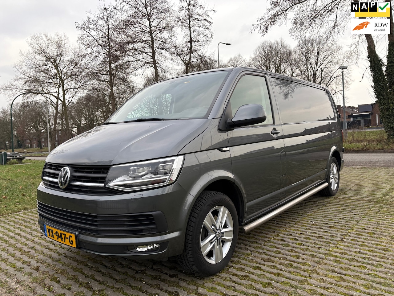 Volkswagen Transporter - 2.0 TDI L2H2 Highline / automaat / leder / nap - AutoWereld.nl