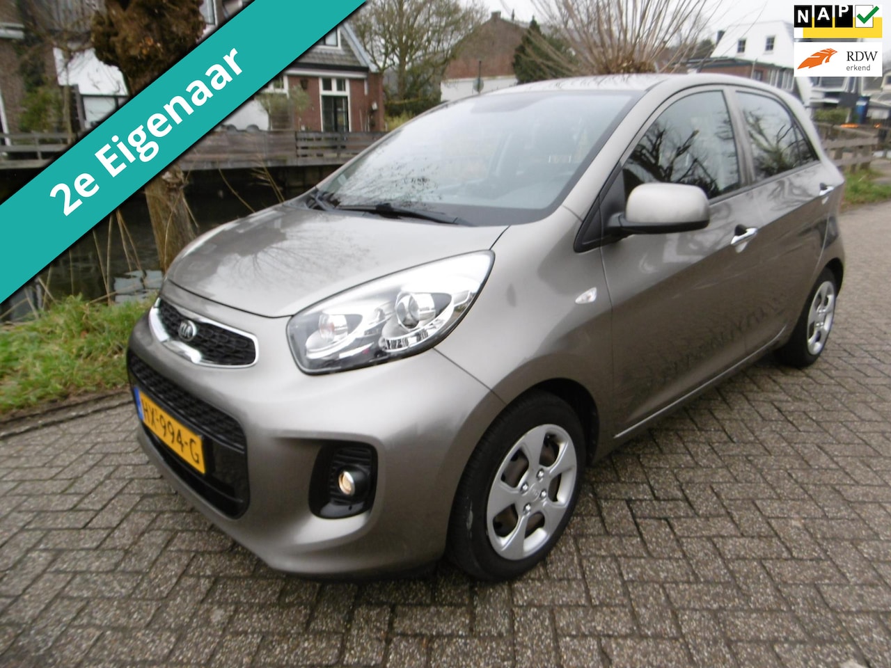 Kia Picanto - 1.2 CVVT 84pk 4-Cilinder Dynamic 5-deurs Clima Cruise 2e eig. Zuinig - AutoWereld.nl