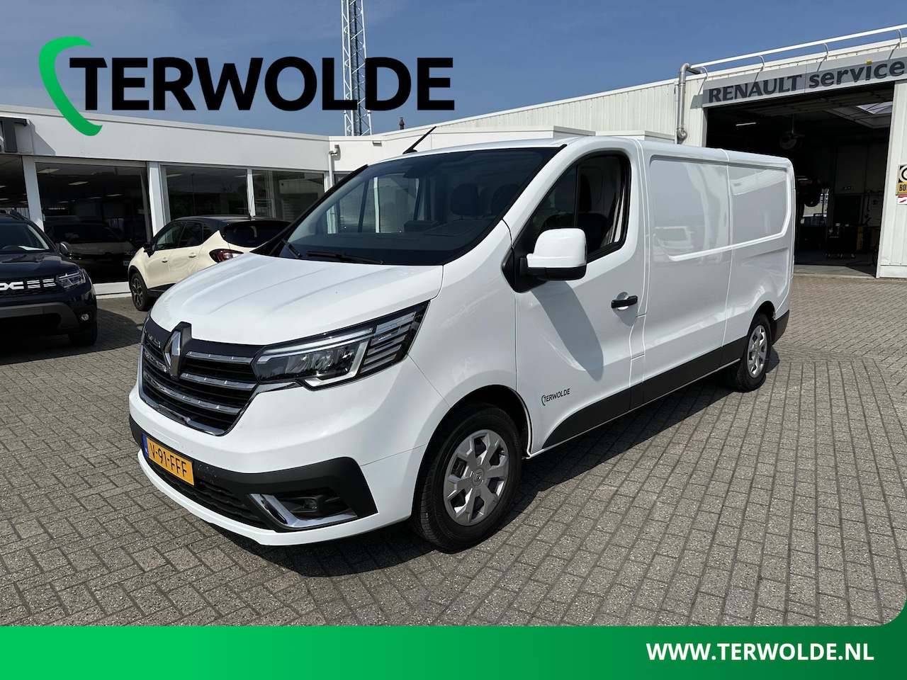 Renault Trafic - 2.0 dCi 130 T30 L2H1 Work Edition | Trekhaak | Navigatie | BPM Vrij | - AutoWereld.nl