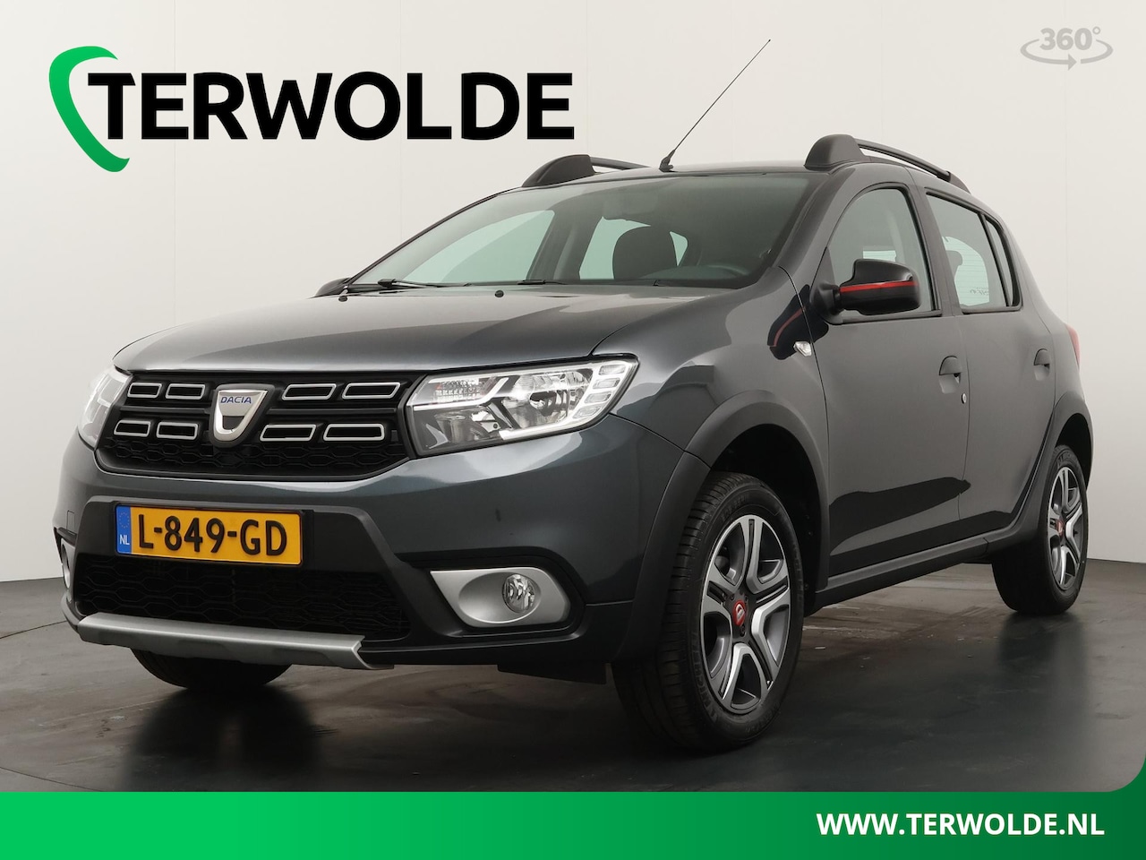 Dacia Sandero Stepway - 0.9 TCe 90 Tech Road | Trekhaak | Navigatie | Climate Control | - AutoWereld.nl