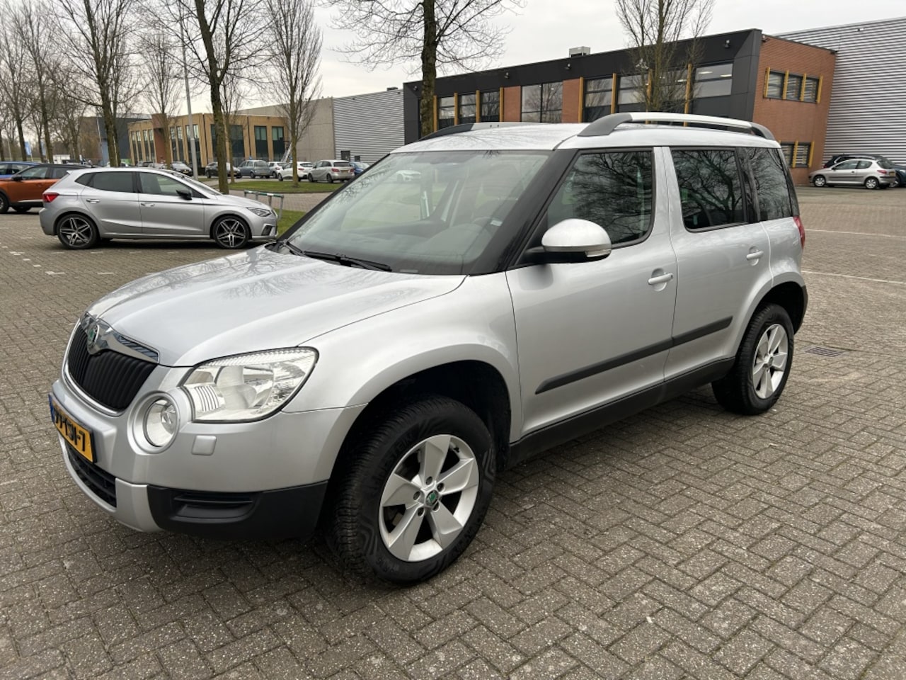 Skoda Yeti - 1.2 TSI Comfort 105PK 1eEIG CRUISE TRHK NAP! - AutoWereld.nl